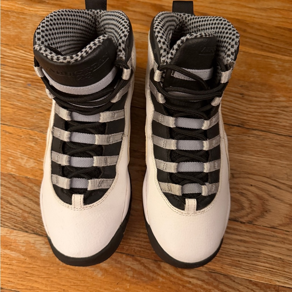 Grade School Air Jordan 10